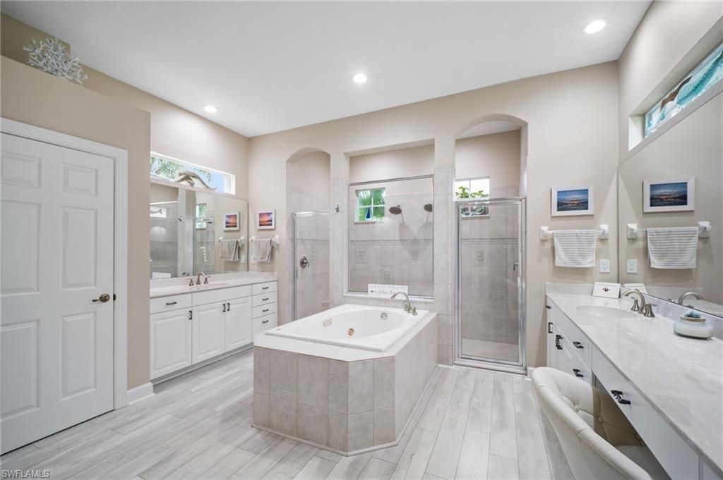 9042 Bronco Ct , Naples, FL 34113 Photo