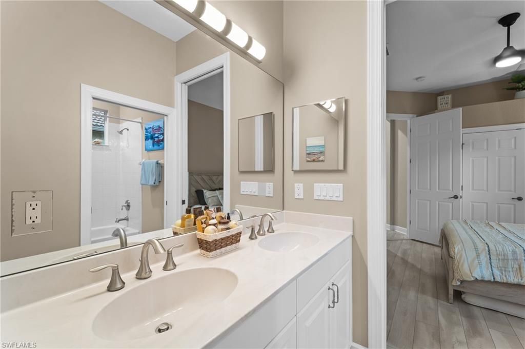 9042 Bronco Ct , Naples, FL 34113 Photo