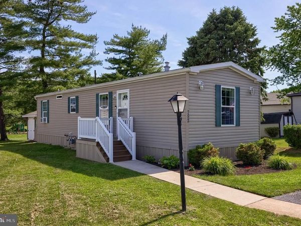 752 SHERRY LANE, LANCASTER, PA 17601