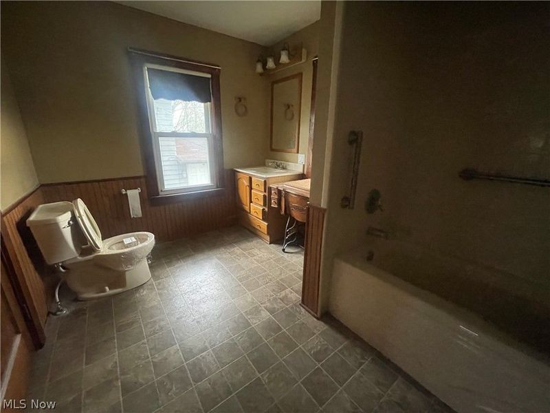 912 N 8th Street , Cambridge, OH 43725 Photo 12