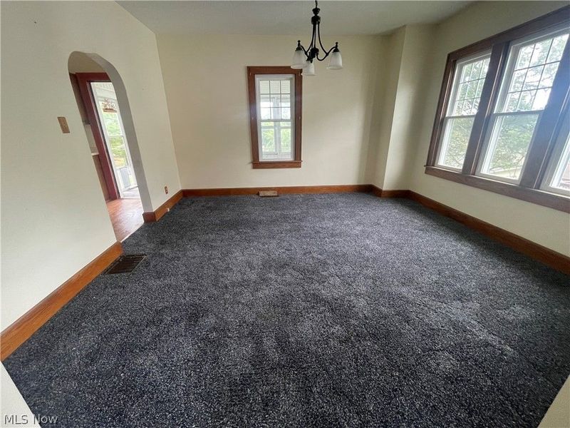 912 N 8th Street , Cambridge, OH 43725 Photo 5