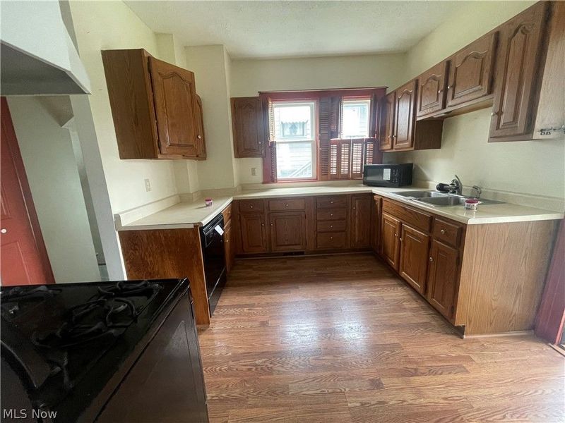 912 N 8th Street , Cambridge, OH 43725 Photo 7