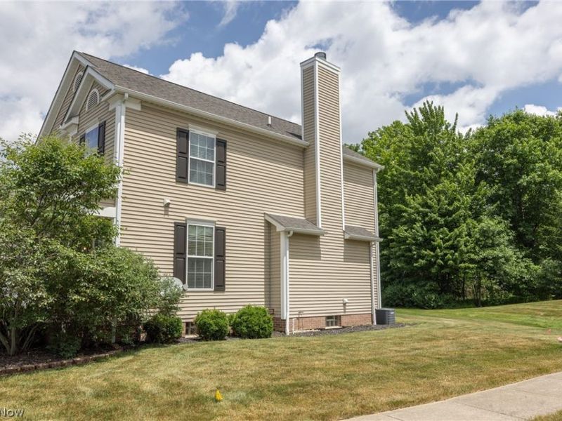 8856 Oakbrook Circle, Twinsburg, OH 44087 Photo 27