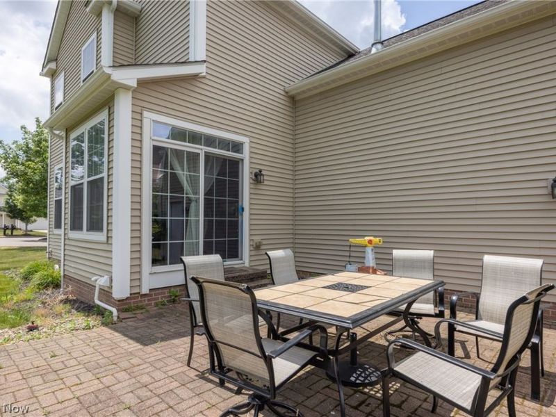 8856 Oakbrook Circle, Twinsburg, OH 44087 Photo 29