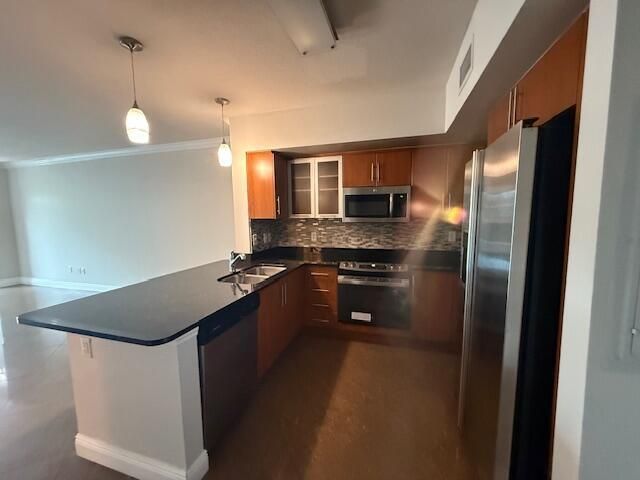 600 S Dixie Highway, Unit 303, West Palm Beach, FL 33401 Photo