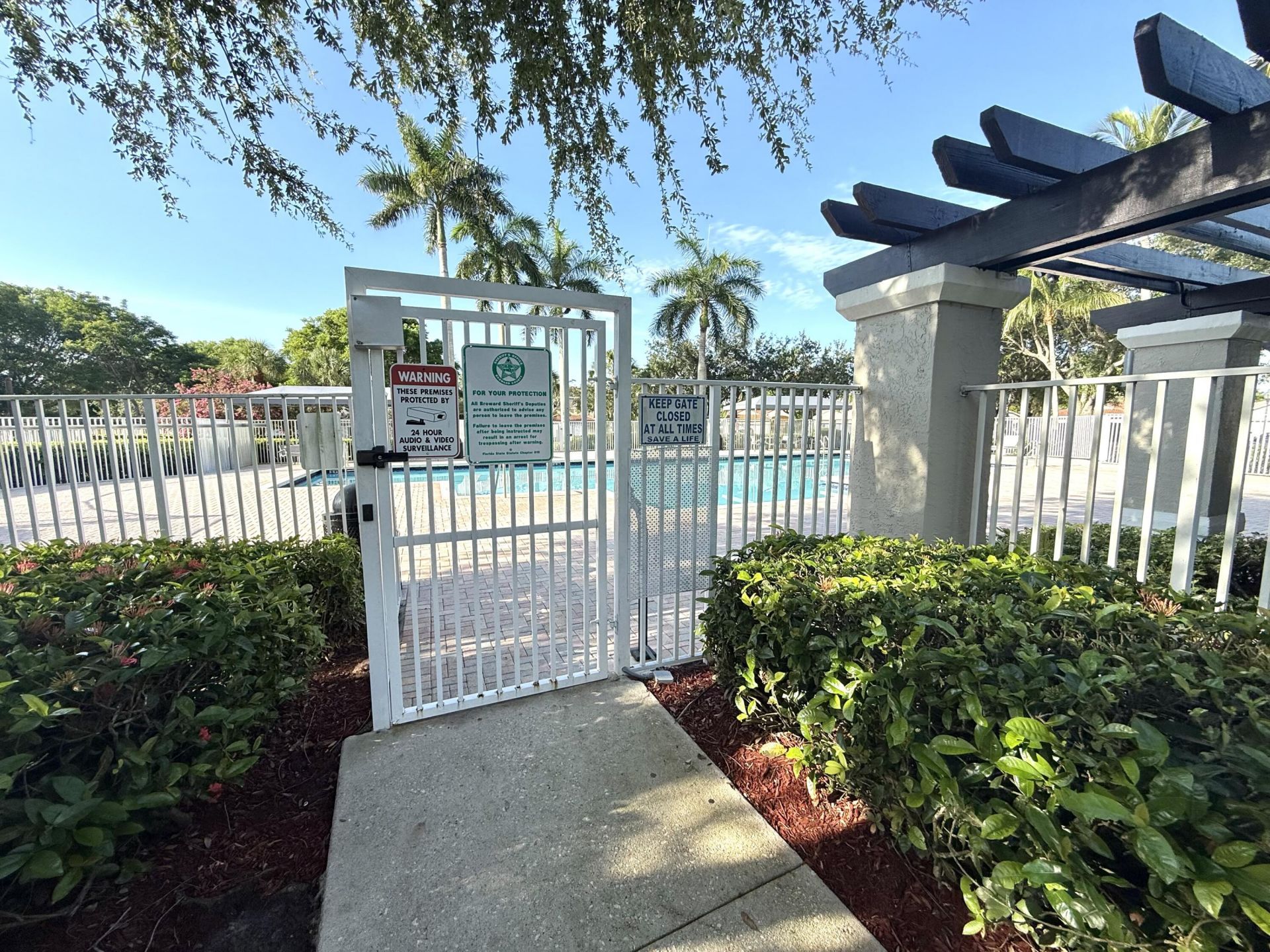 2046 Madeira Drive, Weston, FL 33327 Photo
