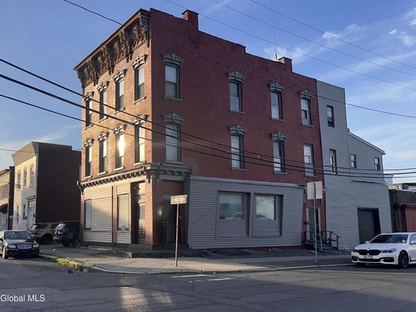 56 Robin Street, Albany, NY 12206