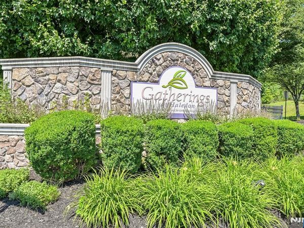 1305 Gatherings Drive, HALEDON, NJ 07508