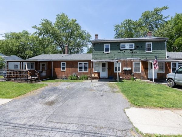 248 Millhurst Road , Unit 242, Buffalo, NY 14218