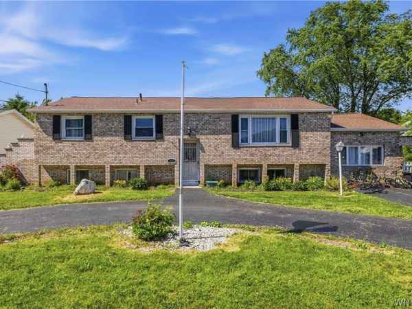 7416 Greenview Road , Niagara Falls, NY 14304