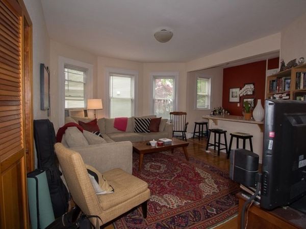 15 Kenwood St, Unit 1, Brookline, MA 02446