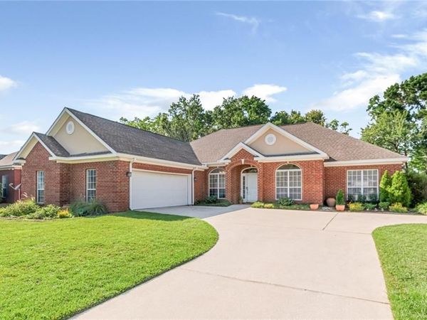 8520 Gayla Court , Mobile, AL 36695