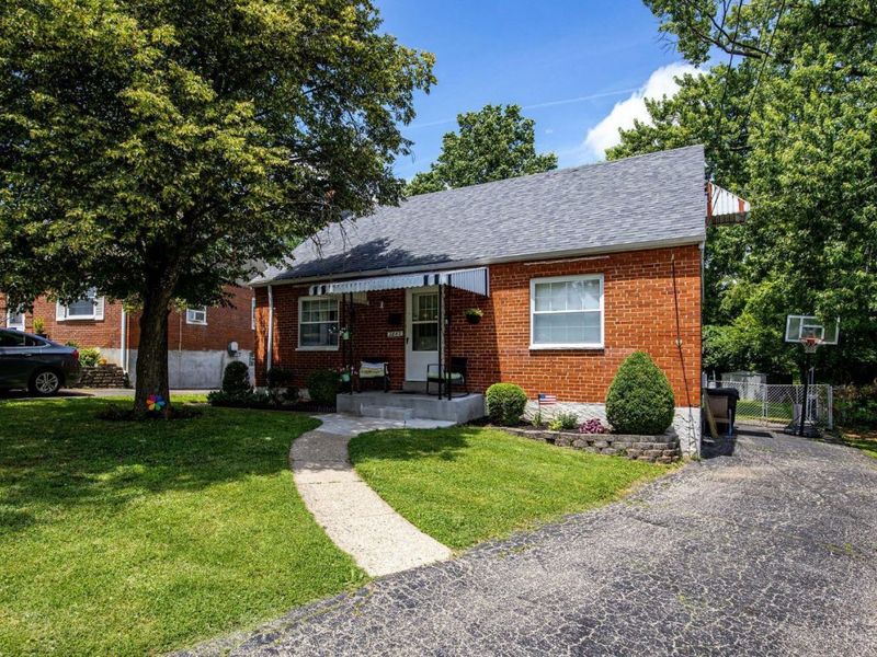 2862 Allview Circle, Cincinnati, OH 45238 Photo 2