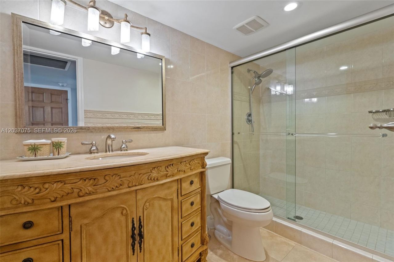 1 Las Olas Cir , Unit 809, Fort Lauderdale, FL 33316 Photo