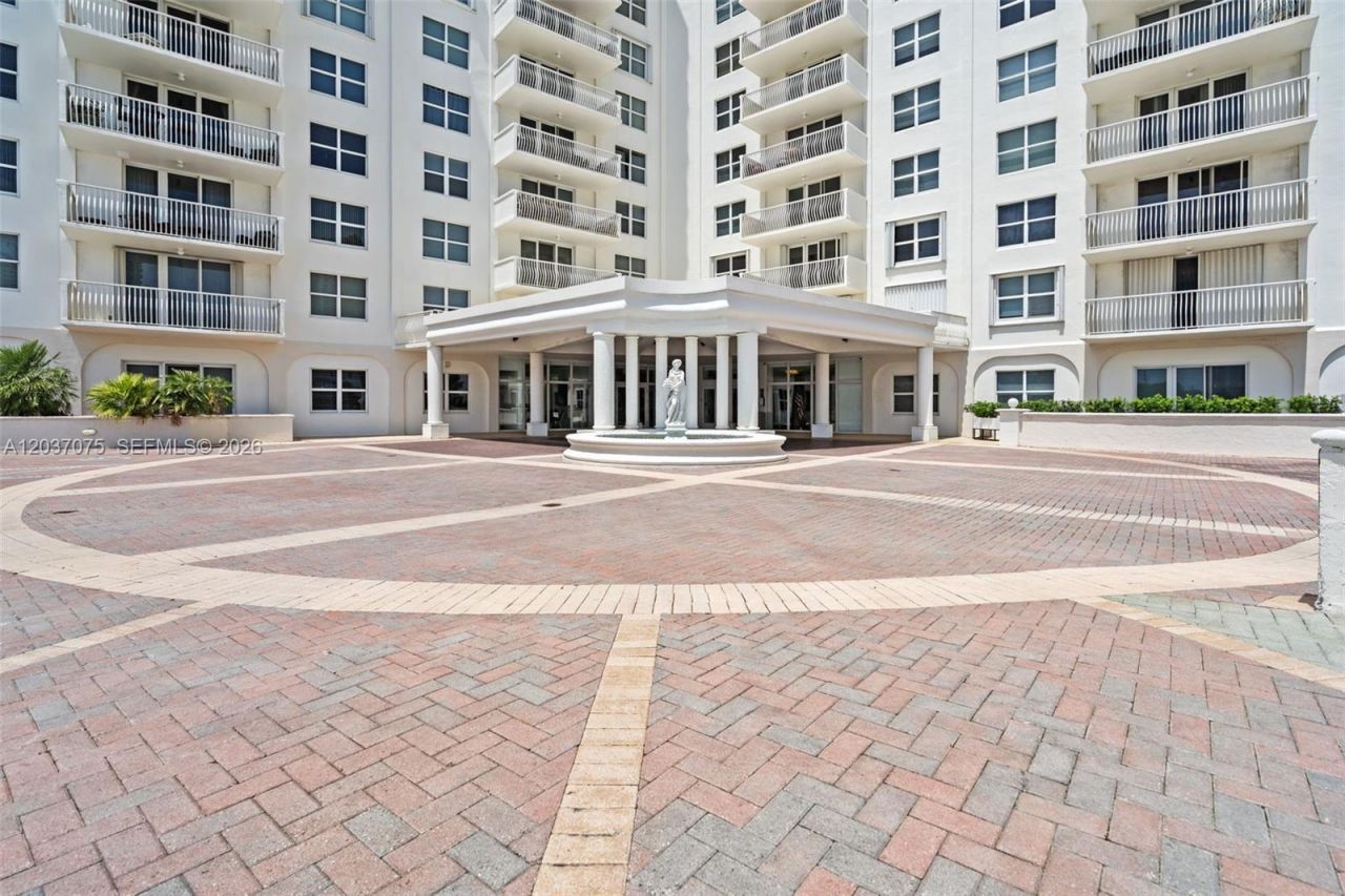1 Las Olas Cir , Unit 809, Fort Lauderdale, FL 33316 Photo