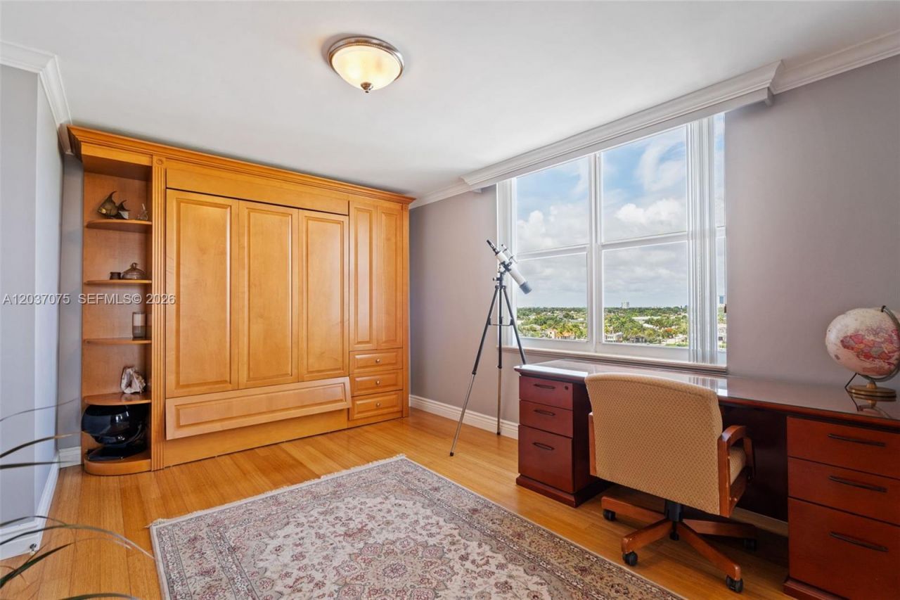 1 Las Olas Cir , Unit 809, Fort Lauderdale, FL 33316 Photo