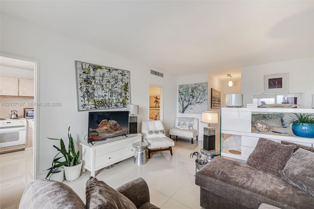 3 Island Ave, Unit 14A, Miami Beach, FL 33139 Photo
