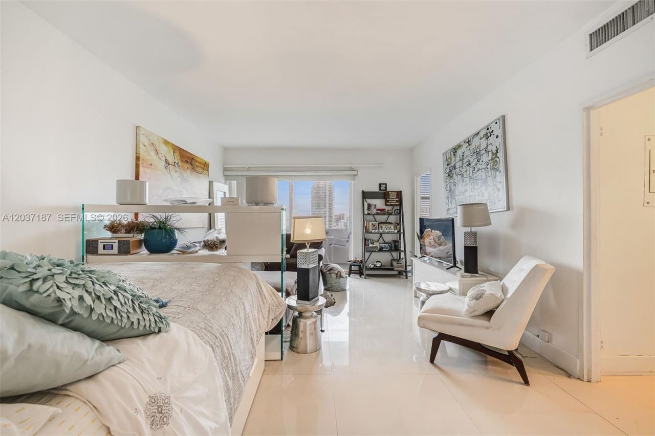 3 Island Ave, Unit 14A, Miami Beach, FL 33139 Photo