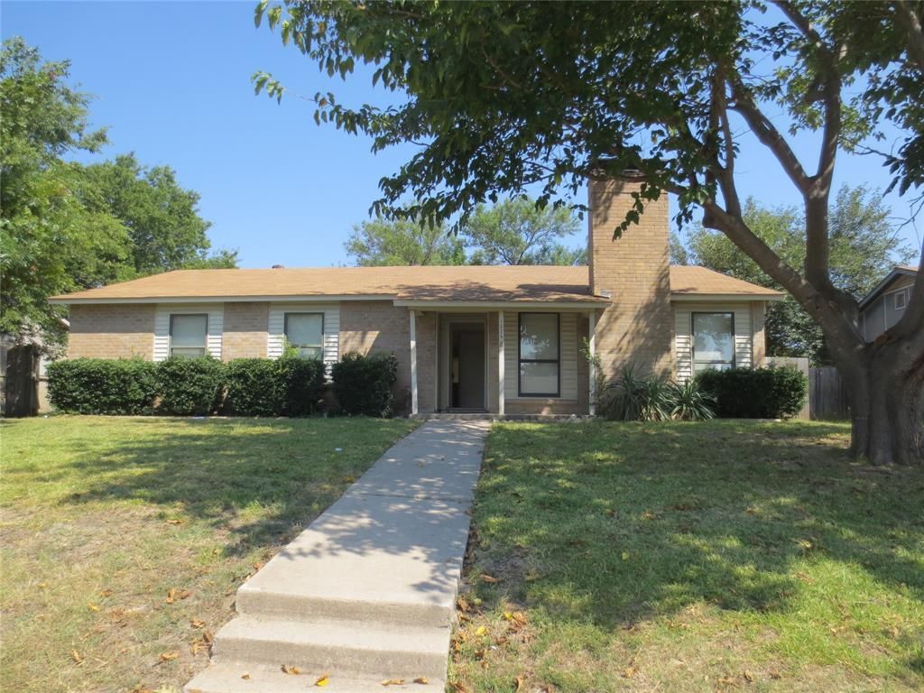 1225 Oakbluff Drive, Lancaster, TX 75146 Main Photo