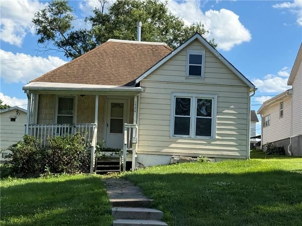 1524 Kansas Avenue, Atchison, KS 66002