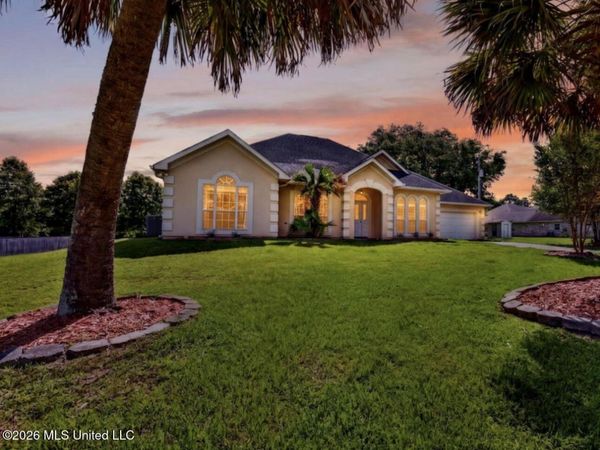 12550 Vidalia Road, Pass Christian, MS 39571