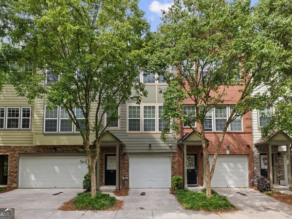 3662 Ashford Creek View NE, Atlanta, GA 30319