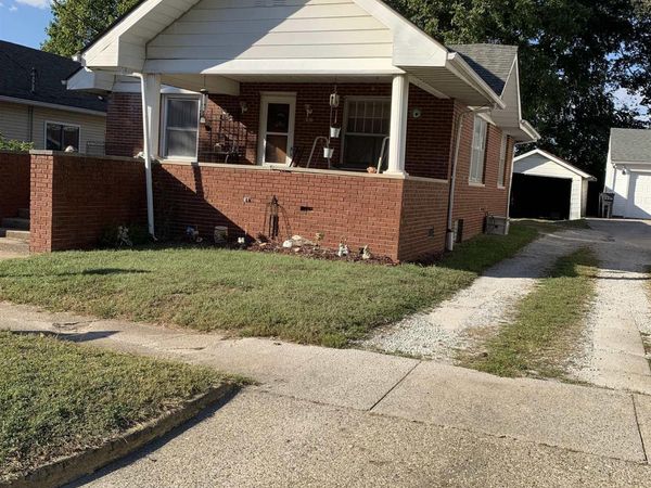 530 W Spring Street, Bloomfield, IN 47424
