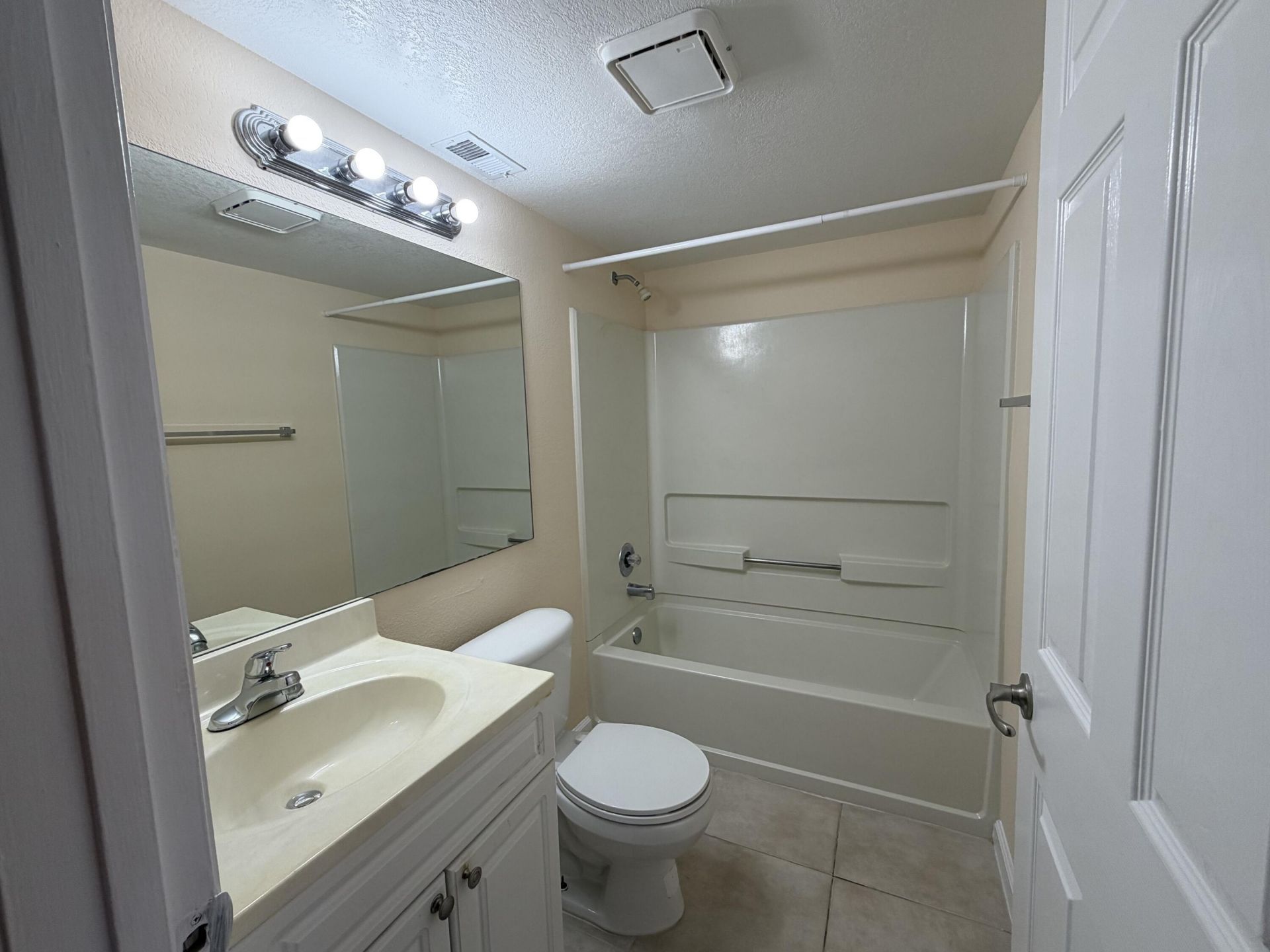 8273 Severn Drive, Unit D, Boca Raton, FL 33433 Photo