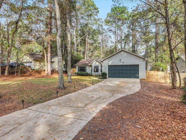 8789 Minnow Creek Drive , Tallahassee, FL 32312