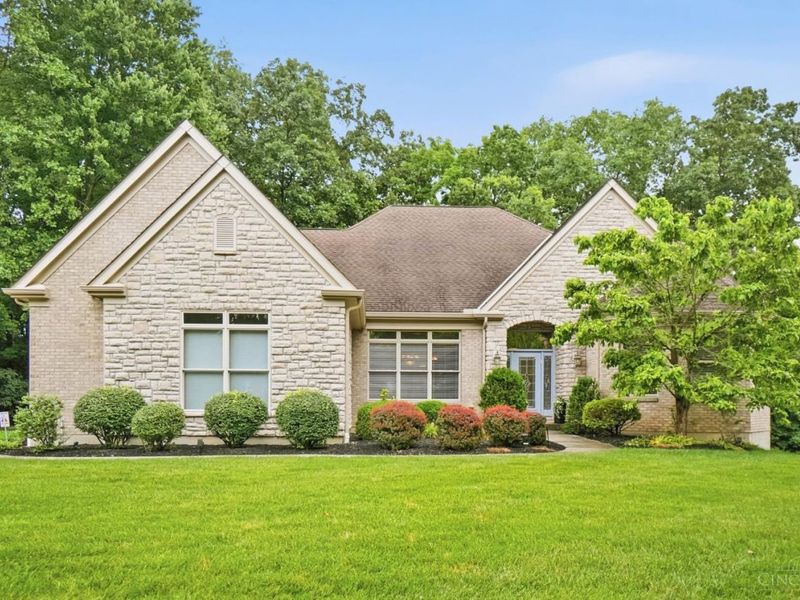 5434 Grand Legacy Drive, Hamilton Twp, OH 45039 Photo 1