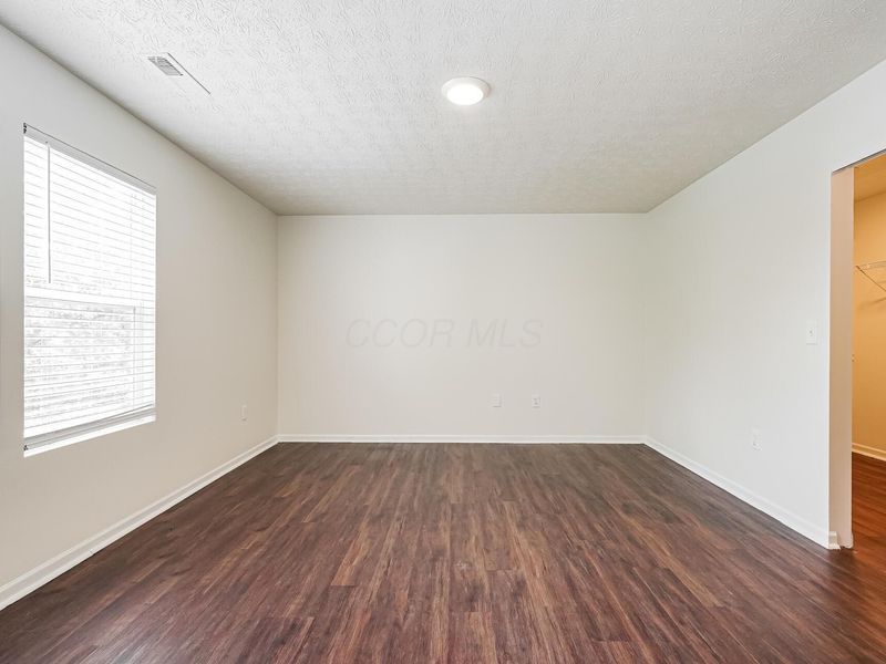7525 Hemrich Drive , Canal Winchester, OH 43110 Photo 12