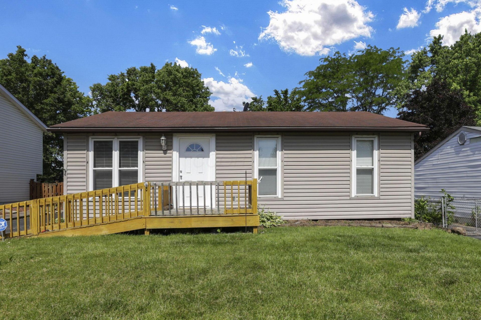 1745 Rivermont Road , Columbus, OH 43223 Main Photo