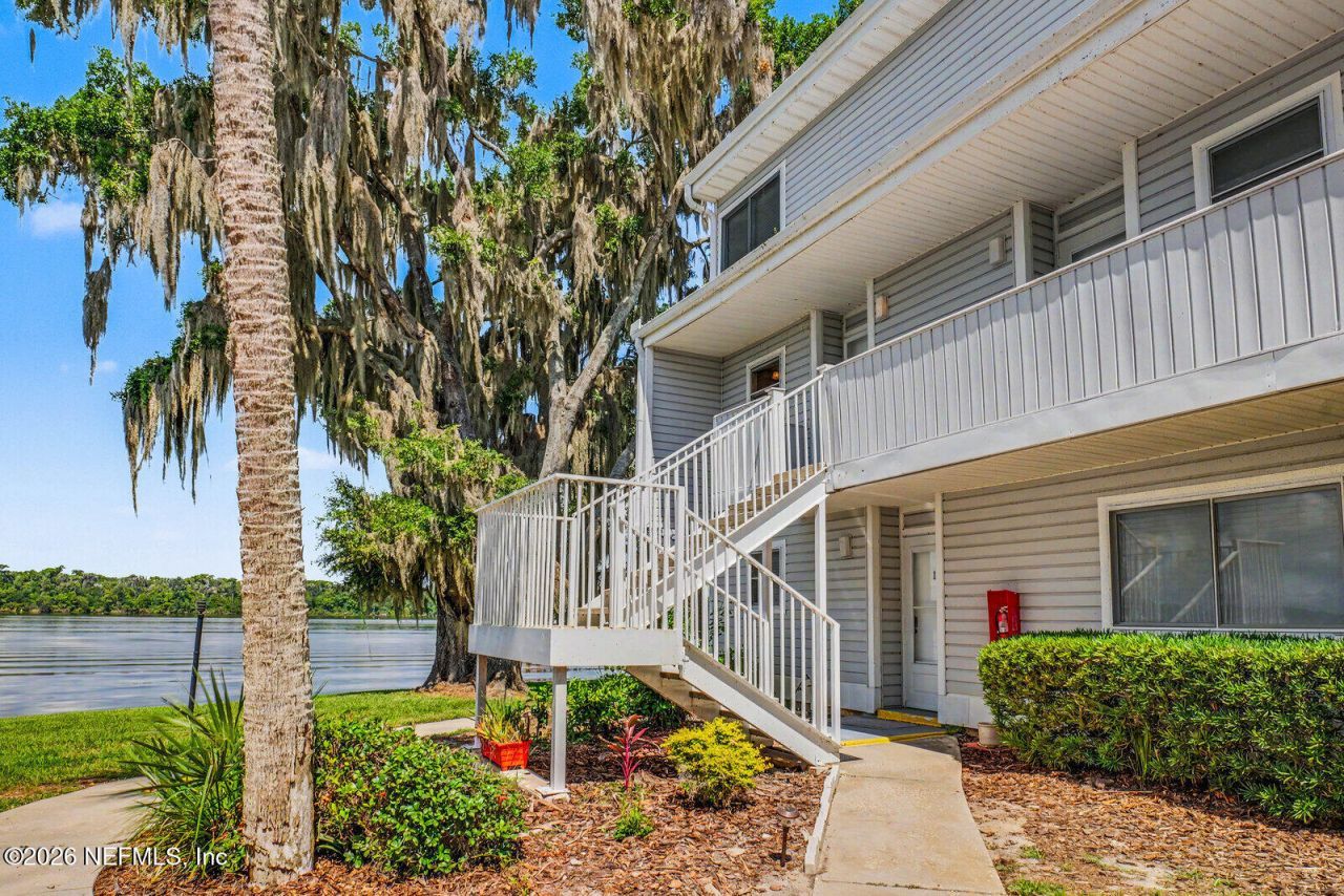 222 River Bend Place, Unit BLDG C, Welaka, FL 32193 Photo