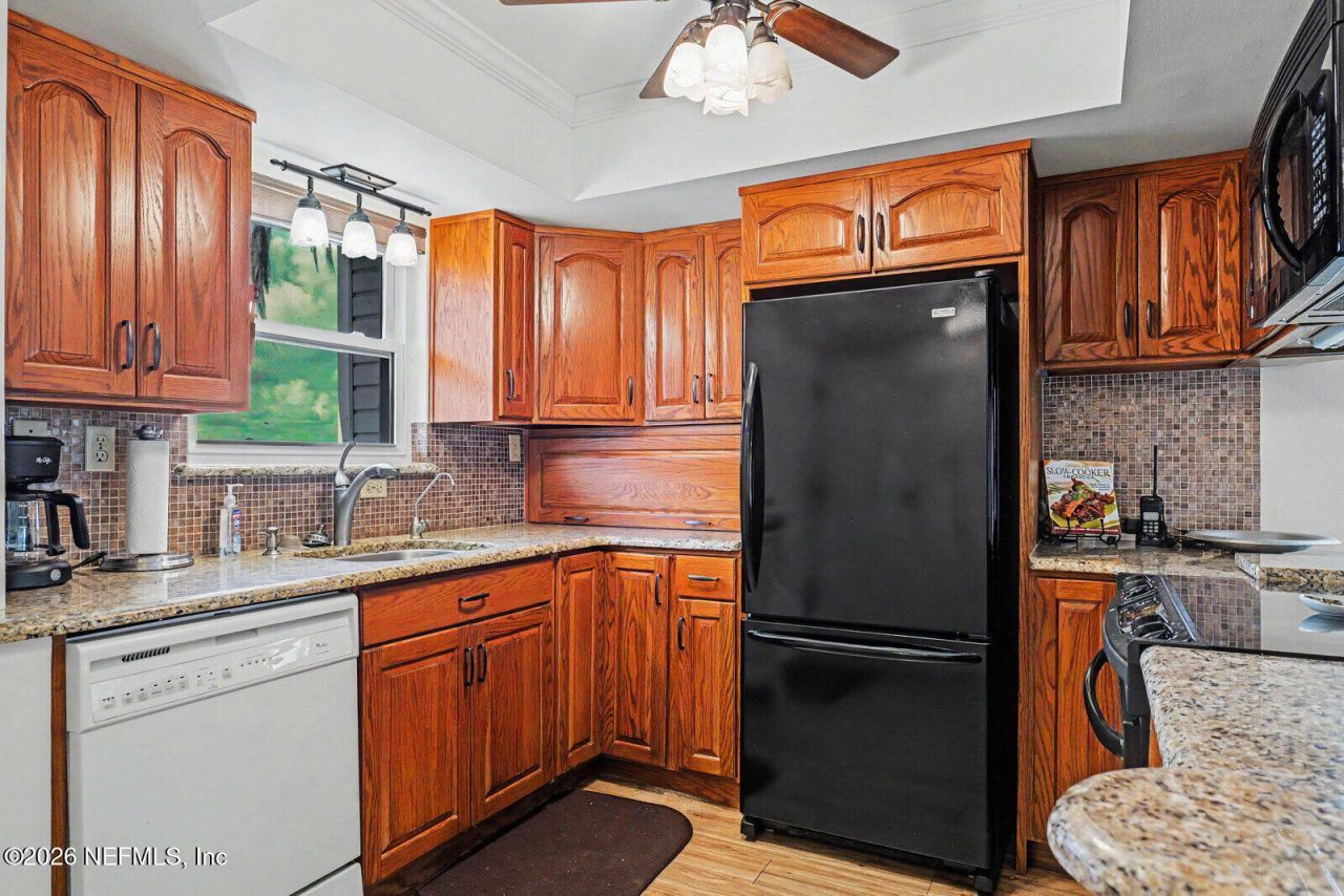 222 River Bend Place, Unit BLDG C, Welaka, FL 32193 Photo
