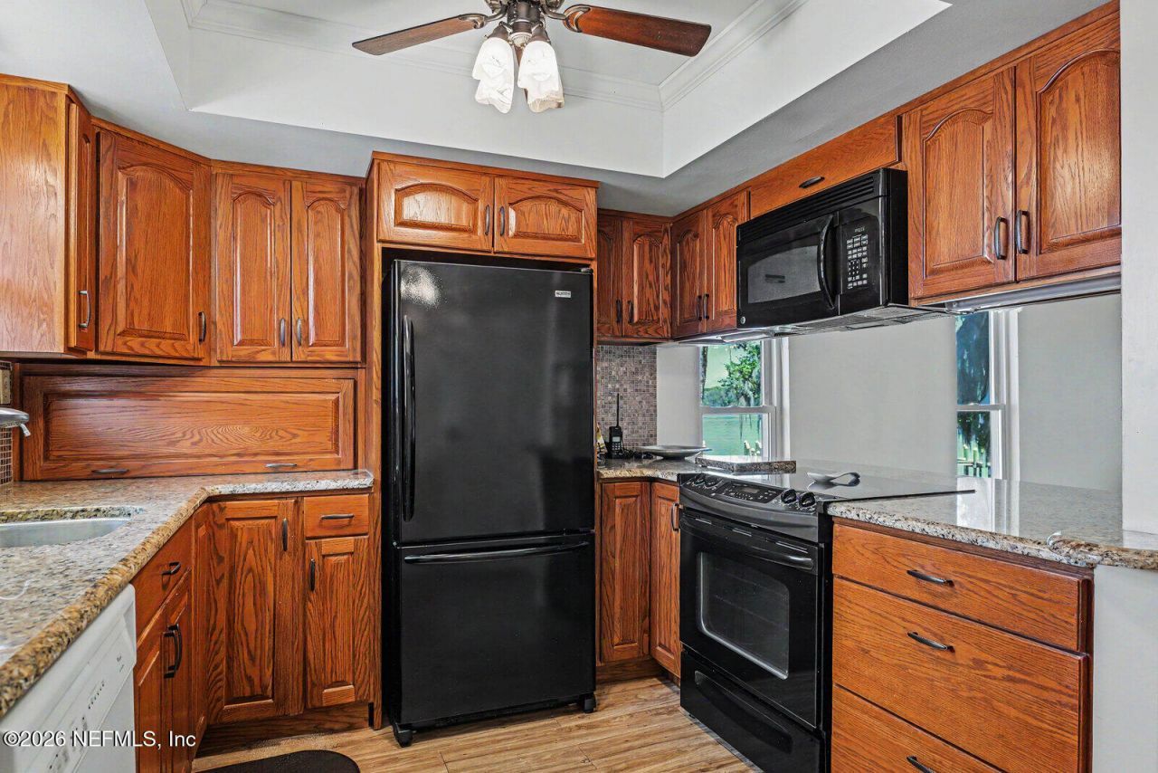 222 River Bend Place, Unit BLDG C, Welaka, FL 32193 Photo