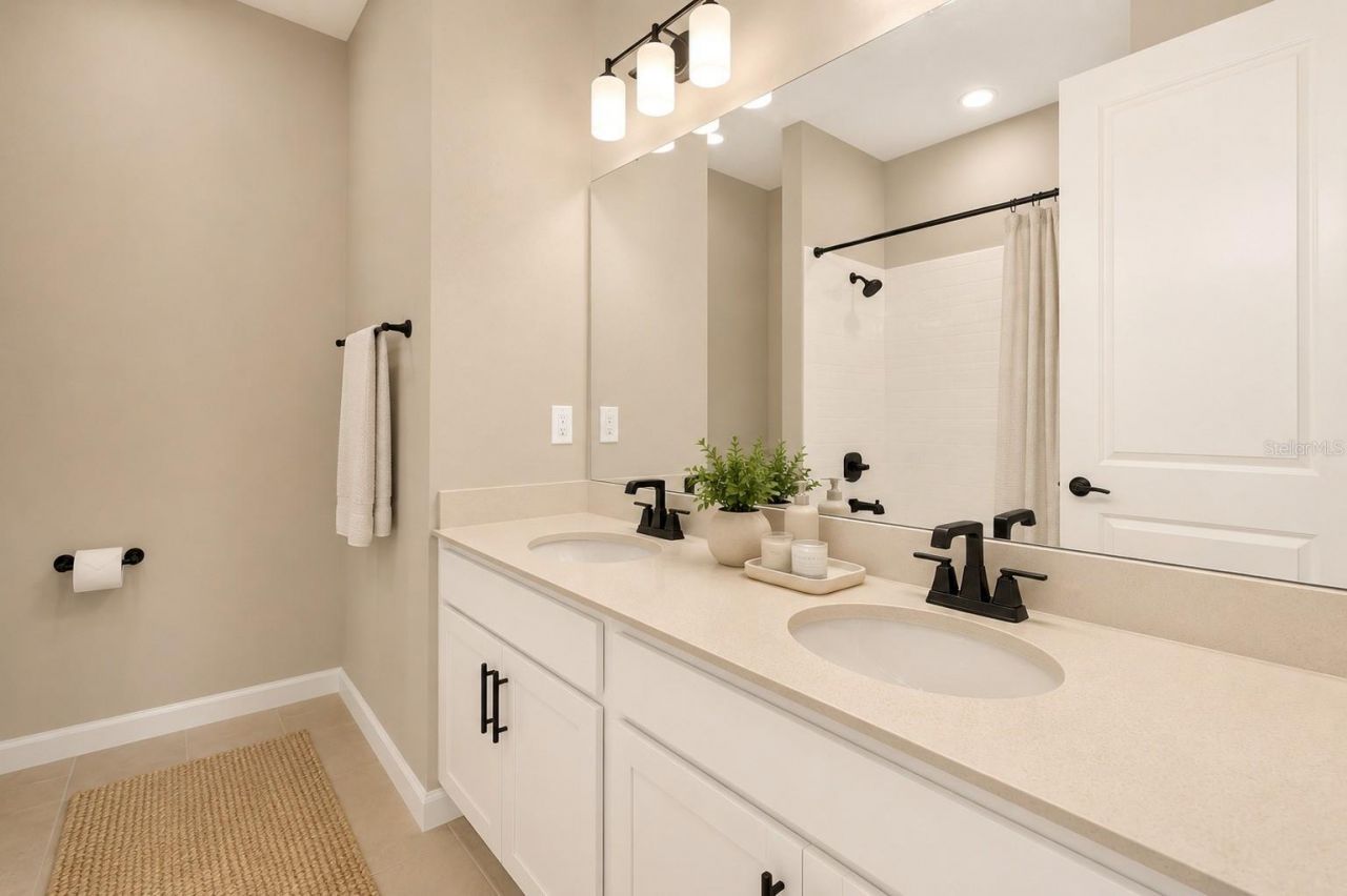 3998 Bannock Avenue , Tavares, FL 32778 Photo
