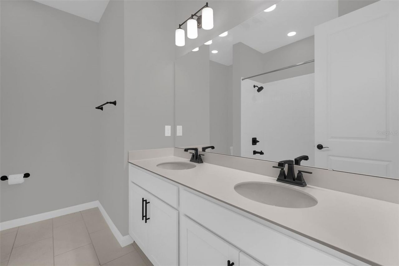 3998 Bannock Avenue , Tavares, FL 32778 Photo