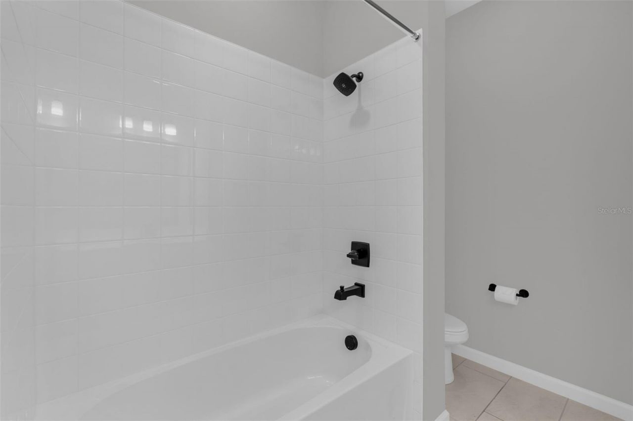 3998 Bannock Avenue , Tavares, FL 32778 Photo