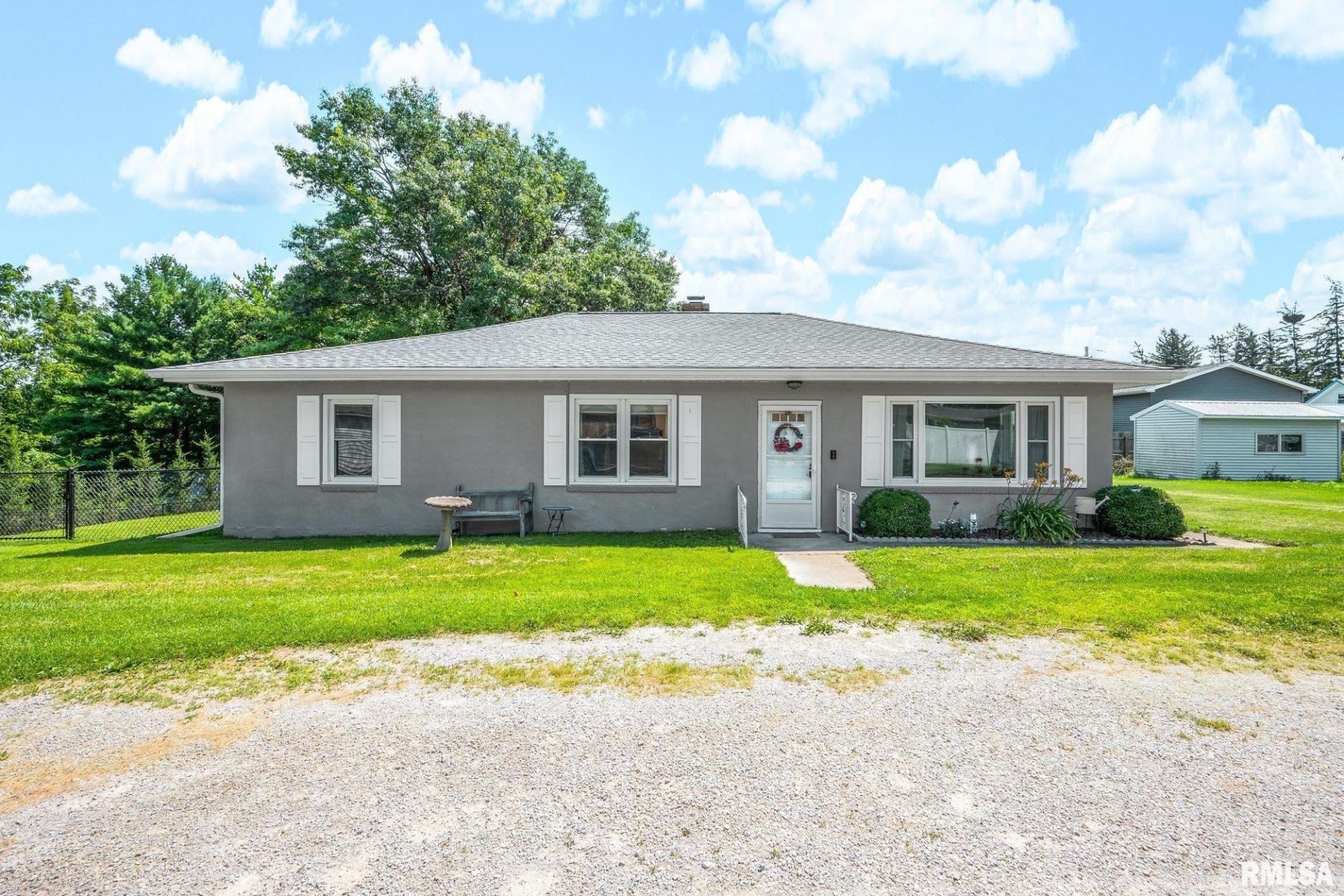 207 Spruce Lane, Roanoke, IL 61561 Main Photo