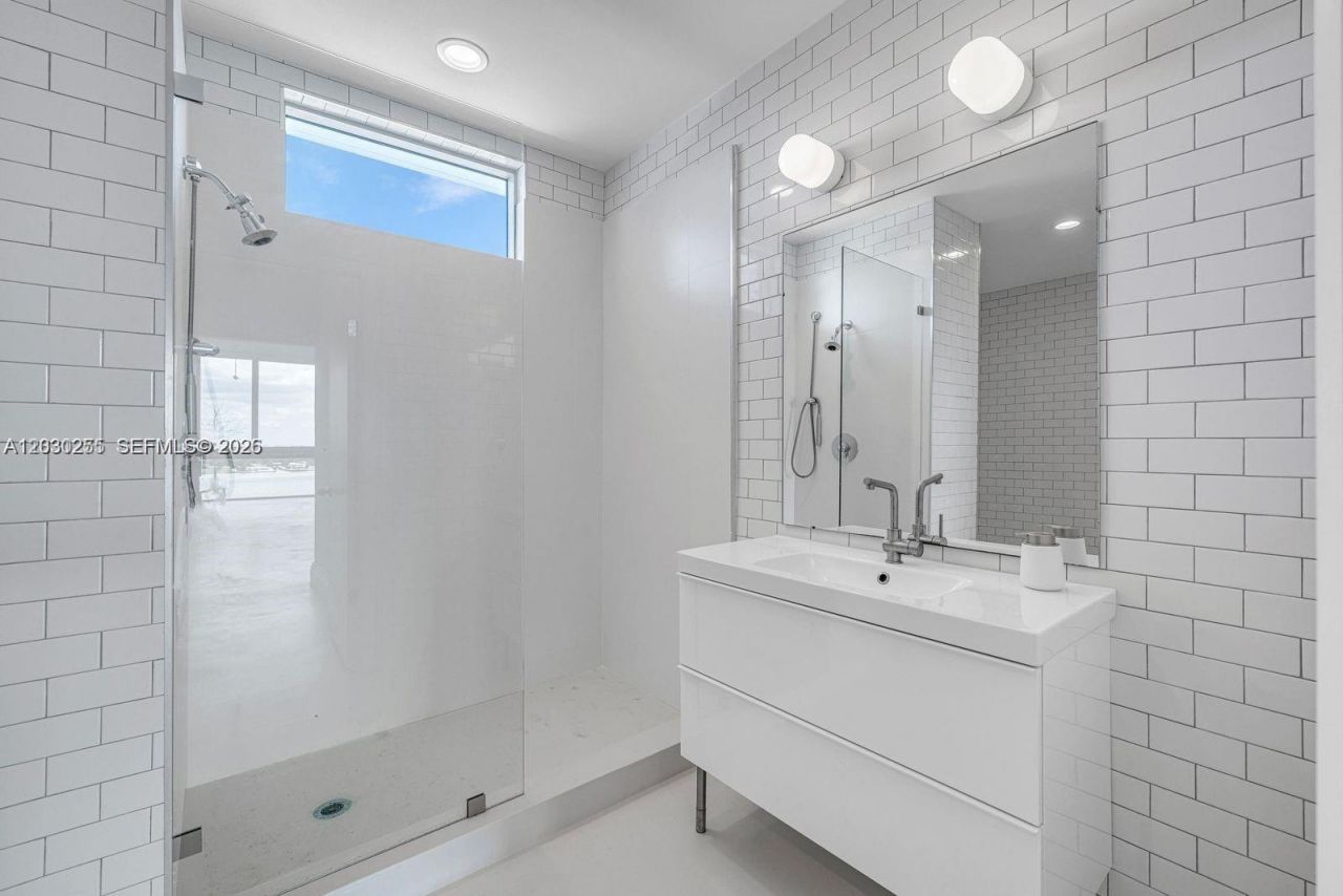 7934 West Dr , Unit 1503 & 150, North Bay Village, FL 33141 Photo