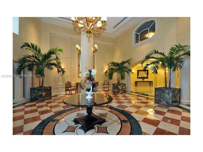 19900 E Country Club Dr , Unit 218, Aventura, FL 33180 Photo
