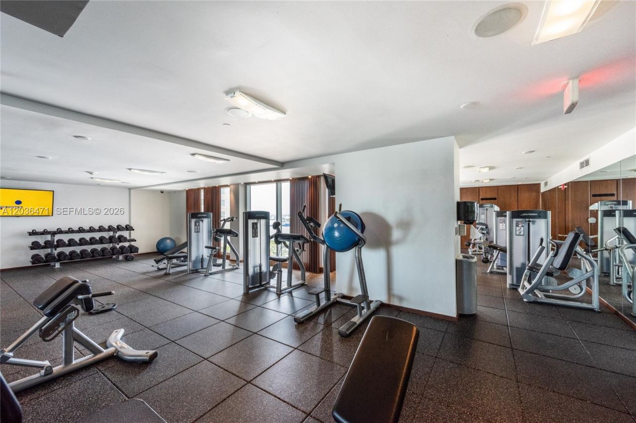 335 S Biscayne Blvd, Unit LPH-04, Miami, FL 33131 Photo