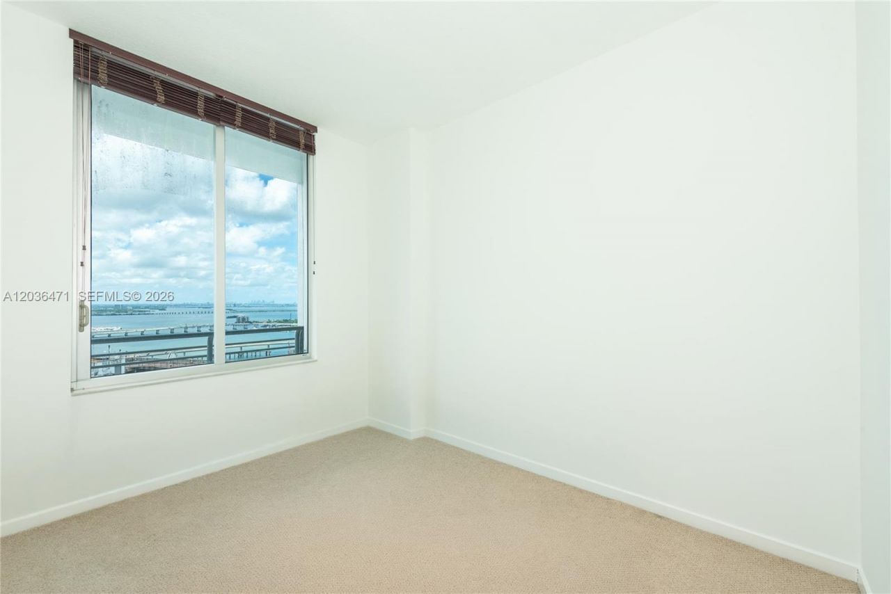 335 S Biscayne Blvd, Unit LPH-04, Miami, FL 33131 Photo