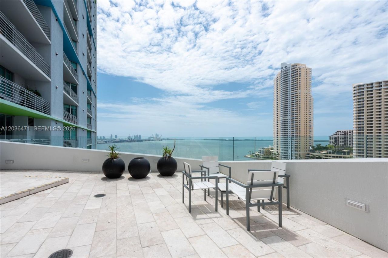 335 S Biscayne Blvd, Unit LPH-04, Miami, FL 33131 Photo