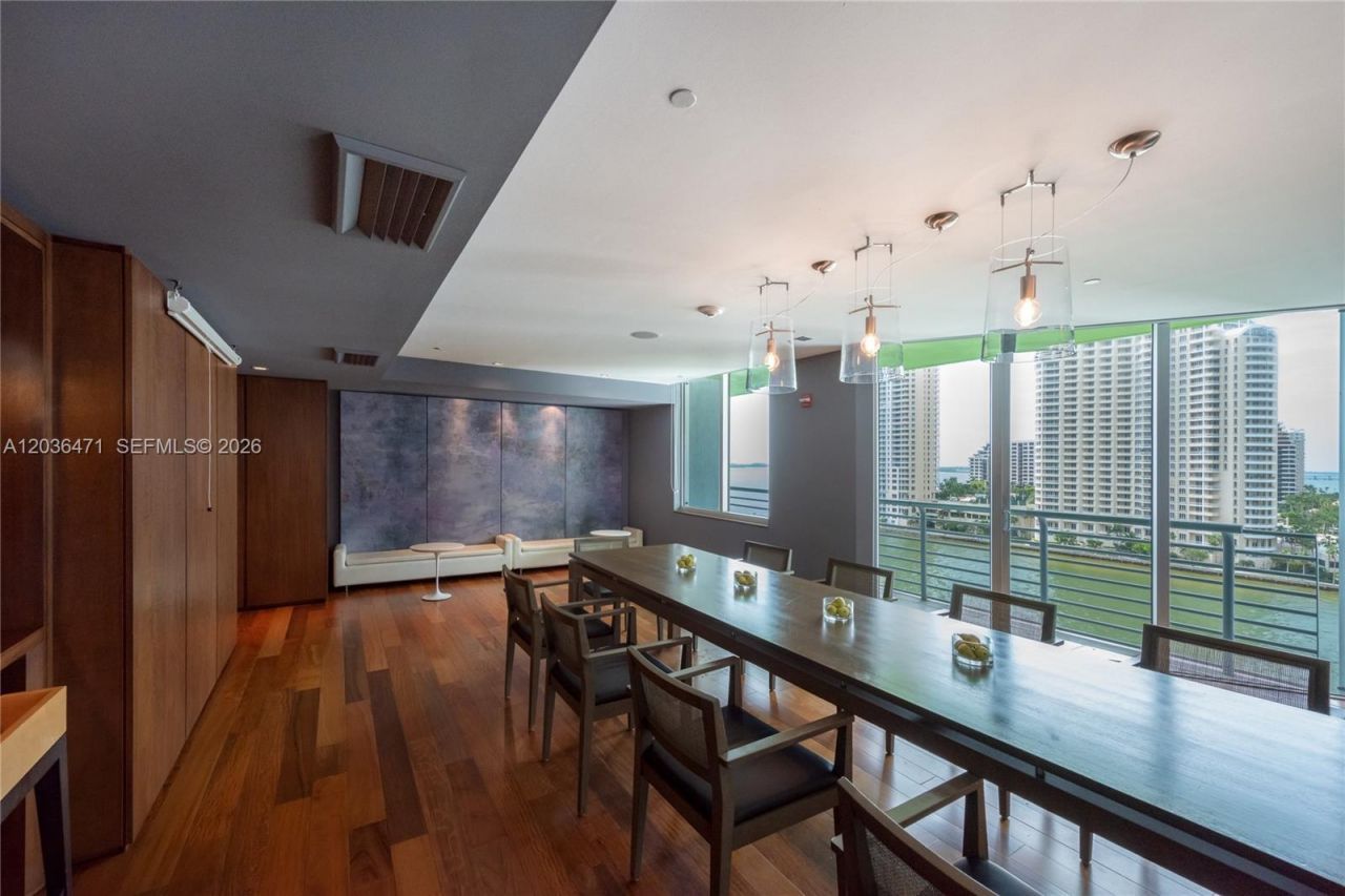 335 S Biscayne Blvd, Unit LPH-04, Miami, FL 33131 Photo