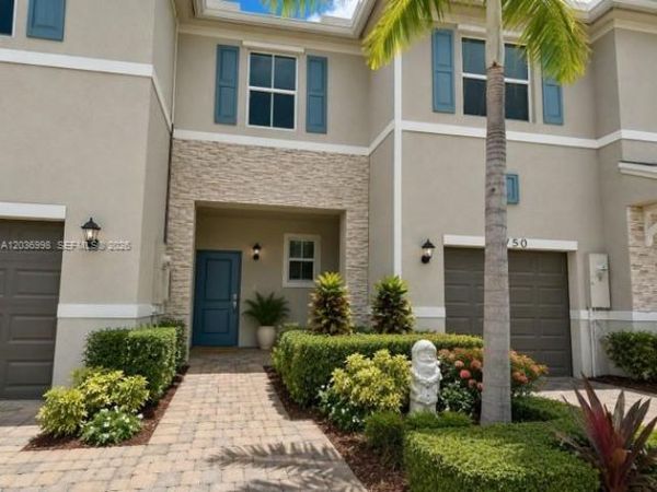 754 SE 19th St , Homestead, FL 33034