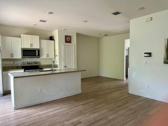 754 SE 19th St , Homestead, FL 33034 Photo