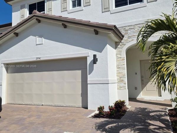 2741 SE 24th Ct , Homestead, FL 33035