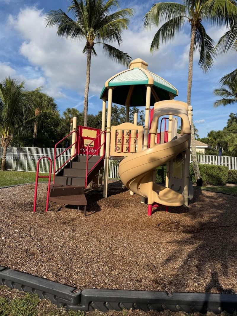 5142 Palmbrooke Cir, West Palm Beach, FL 33417 Photo