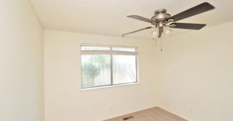 1465 Winterwood Avenue, Sparks, NV 89434 Photo